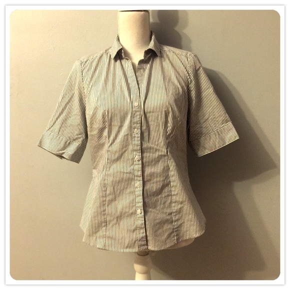Simply Styled Tops - Simply Styled Short Sleeve Blouse Simply Styled Tops - Simply Styled Short Sleeve Blouse